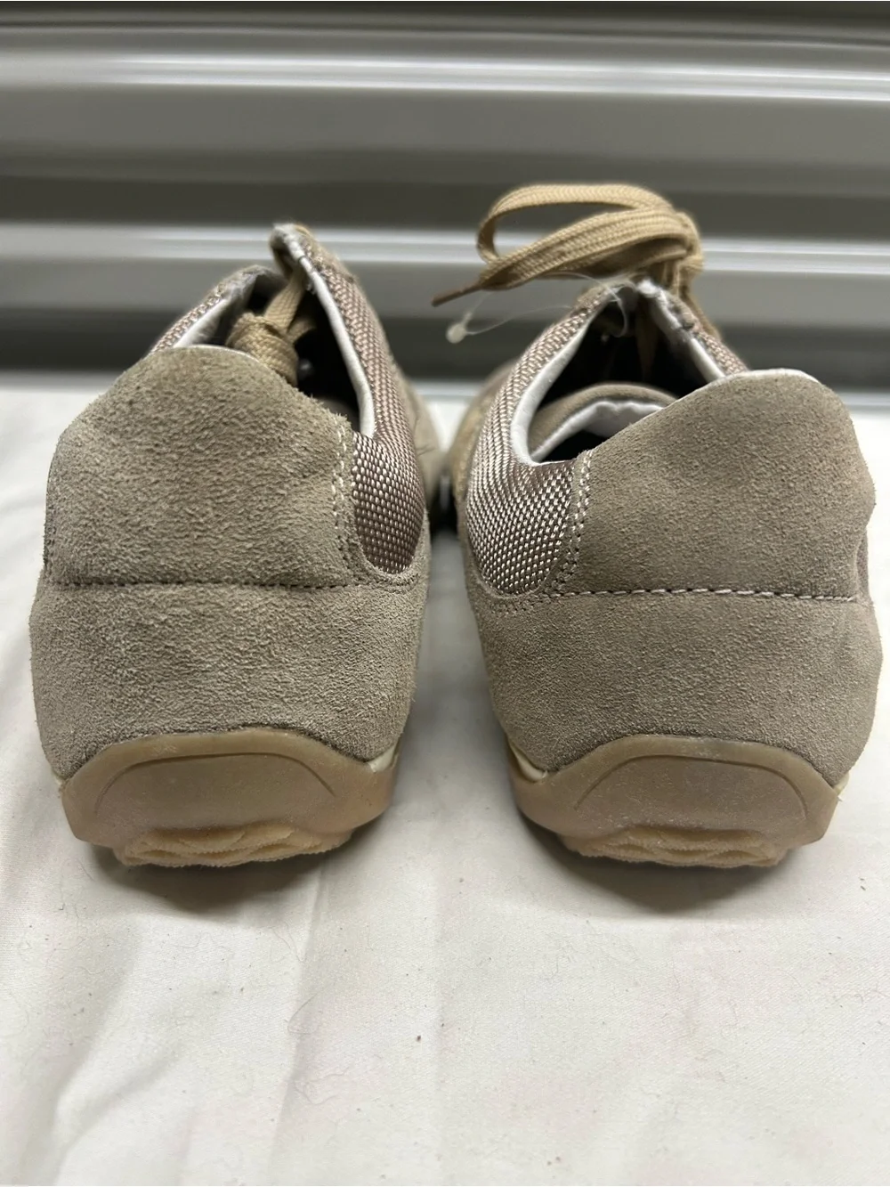 Men's Casual Suede Sneakers in Taupe with Metallic Accent